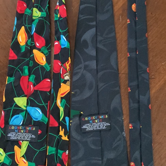 Warner Brothers Looney Tunes Mania Retro Vintage Christmas Holiday Ties - Picture 10 of 13
